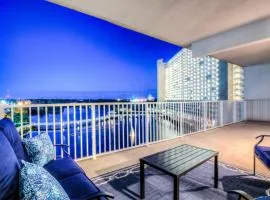 Laketown Wharf 734 By Aneliya