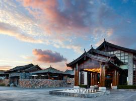 InterContinental Lijiang Ancient Town Resort, an IHG Hotel, üdülőközpont Licsiangban