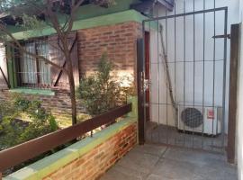 Hospedaje lo de la &Ntilde;ata, hotel pro pobyt s dom&aacute;c&iacute;mi mazl&iacute;čky v destinaci Trinidad