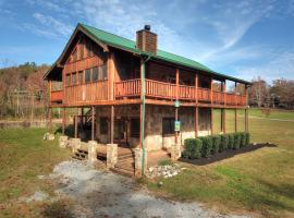 A Fishing Hole #156 by Aunt Bug's Cabin Rentals, vacation rental in Sevierville