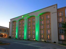 Holiday Inn Monclova, an IHG Hotel, hotel v destinaci Monclova