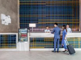 Holiday Inn Express Bangkok Soi Soonvijai by IHG