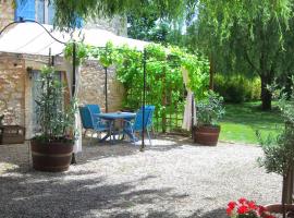 The Studio, hotel in Hautefort