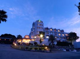 Resort Hills Toyohama Soranokaze، فندق في توبا