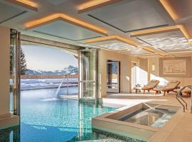 Les Chalets du Mont d'Arbois & Spa, Megève – hotel w mieście Megève