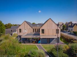 Edd Hostel, hotel v destinaci Dol-de-Bretagne