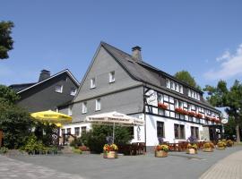 Ferienwohnungen Landgasthof Gilsbach, hotel cerca de Rohrbach Lift, Winterberg