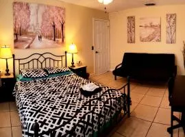 C3 Large Private Master Room & Bath with 55" TV