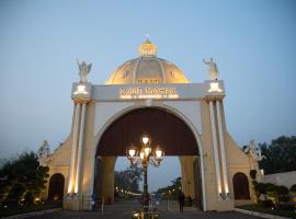 Hukam's Lalit Mahal - Hotel Convention Club, ξενοδοχείο με υδρομασάζ σε Raipur