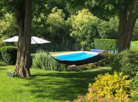 LA FERME D'AIGUROLLES, Hotel in der Nähe von: Golfplatz Val de l'Indre, Saint-Maur