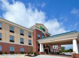 Holiday Inn Express Hotel & Suites Tipp City, an IHG Hotel: Tipp City şehrinde bir engelli dostu otel