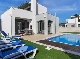Villa near Obidos Lagoon and Surf Beaches