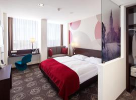 Webers - Das Hotel im Ruhrturm, hotel v Essenu