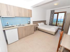 Skentos Apartments Sea View, appart'hôtel à Polychrono