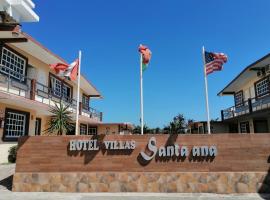 Hotel Villas Santa Ana, מלון בבוקה דל ריו