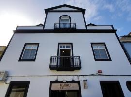 Casa do Teatro, hostal o pensió a Ponta Delgada