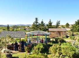 Bajo el Sol del Valle, hotel u gradu Valje da Gvadalupe