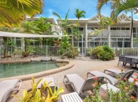 Tropical Nites Holiday Townhouses, resort em Port Douglas