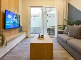 “Champions” Apartment in N. Kosmos neighbourhood