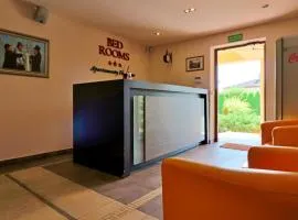 BedRooms 3 Maja 15A
