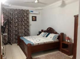 Michenzani Flat, hotell i Zanzibar stad