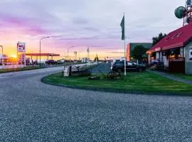 Eldstó Art Café Guesthouse