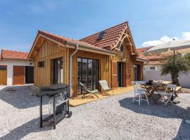 Holiday Home Maison Les Goêlands by Interhome, vacation home in Mimizan-Plage