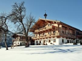 Apartment Wachinghof, hotel with parking in Reith bei Kitzbühel