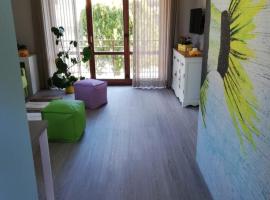 Alex's home 2, apartamento en Crone