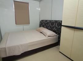 Kw Caravan Park & Cabin Stay, hotel v destinaci Pontian Besar