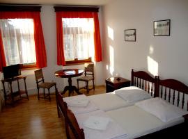 Penzion Aviatik, ubytovanie typu bed and breakfast v destinácii Čáslav