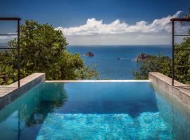 Philip's Villa, pet-friendly hotel in Koh Tao