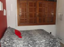 Alugo quarto com internet, hotel cerca de Bourbon Country Theatre, Porto Alegre