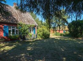 6 person holiday home in Br dstrup, ξενοδοχείο με πάρκινγκ σε Hårup