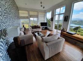 Tranquil Villa - Stunning views with free breakfast, hotel in Nuwara Eliya