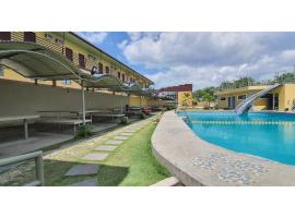 OYO 585 Dragon Pod Hotel And Resort, hotel v destinaci Naic