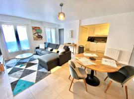 Bel appartement 3 étoiles WIFI Netflix à 200m plage, au centre de TREGASTEL - Ref 702, apartman u gradu 'Trégastel'