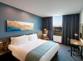 Holiday Inn Sydney St Marys by IHG