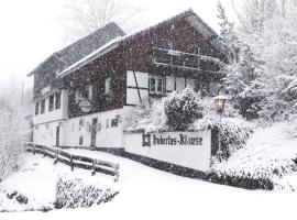 Jeje und Anna's Eifel Haus, hotelli kohteessa Monschau