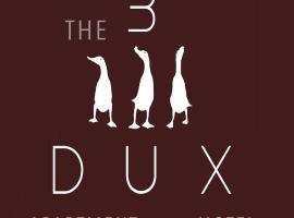 The 3 Dux, hotel near Brooks Institute of Photography, Santa Barbara