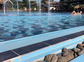 凯丽曼若爱格酒店，位于莫希乞力马扎罗国际机场 - JRO附近的酒店