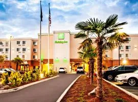 Holiday Inn - Salem, an IHG Hotel