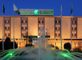 Holiday Inn Tabuk, an IHG Hotel: Tebük şehrinde bir otel