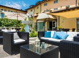Borgo dei Poeti Romantik Hotel