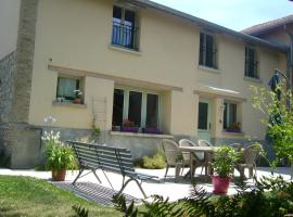 Gîte Bulle de Miel, family hotel sa Berru