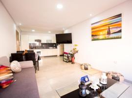 Luxury Beach Apartment - Romantic Weekend Getaway อพาร์ตเมนต์ในImi Ouaddar