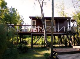 Cabaña Delta.LaSofi, villa in Tigre