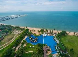 Movenpick Residences Pattaya with Ocean View