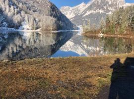 Berghotel Obersee, hotel v destinaci Näfels