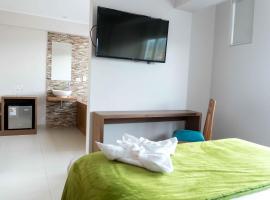 Hotel Monte Cafeto INN, hotel com banheiras de hidromassagem em Pichanaki
